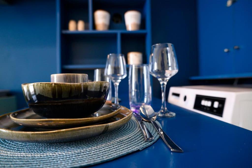 Bluexenia 1 Bedroom Retro Luxury Athen Exterior foto